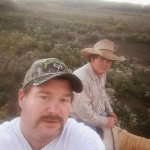 Meet your Posher, Troy